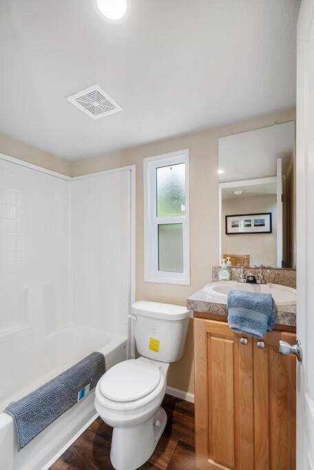 New Tiny Home Steps Away From Mt. Rainier Ashford Dış mekan fotoğraf